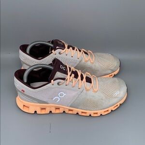 On Cloud X‎ Gray Peach Running Shoes Women’s Sz 9.5